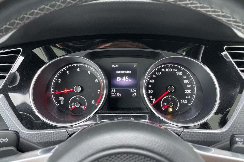 VW Touran 1,5 TSi 150 R-line DSG 7prs 5d