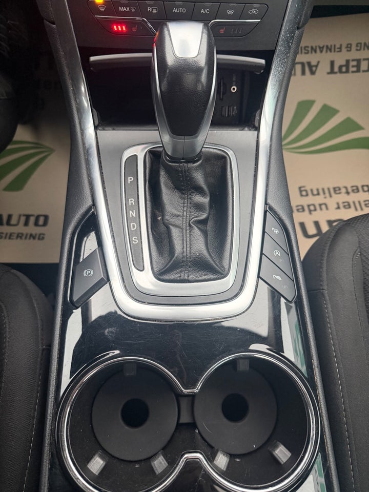 Ford S-MAX 2,0 TDCi 180 Titanium aut. 5d