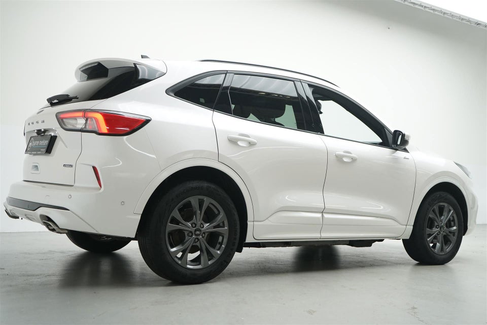 Ford Kuga 2,5 PHEV ST-Line X CVT 5d