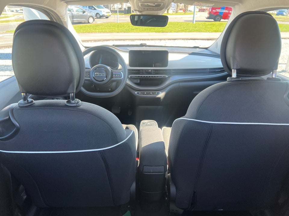 Fiat 500e 42 Icon 3+1 4d