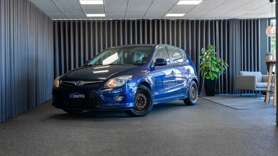 Hyundai i30 1,6 CRDi 90 Blue Drive 5d