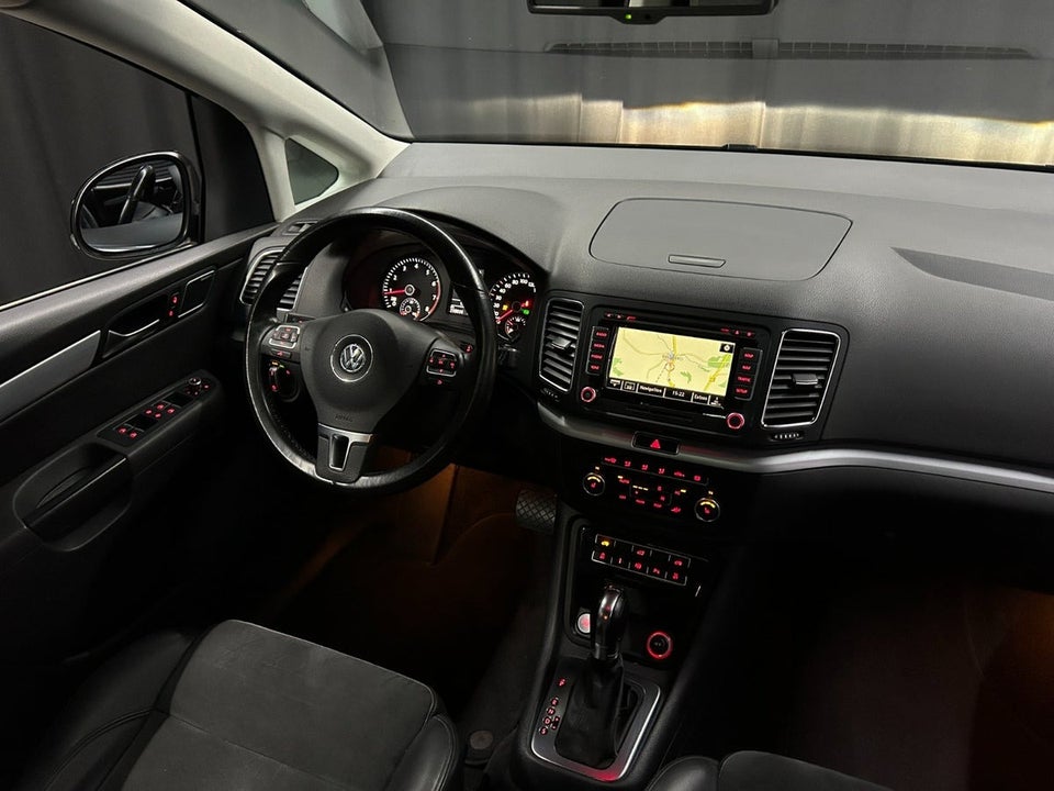 VW Sharan 2,0 TSi 200 Highline DSG BMT 5d