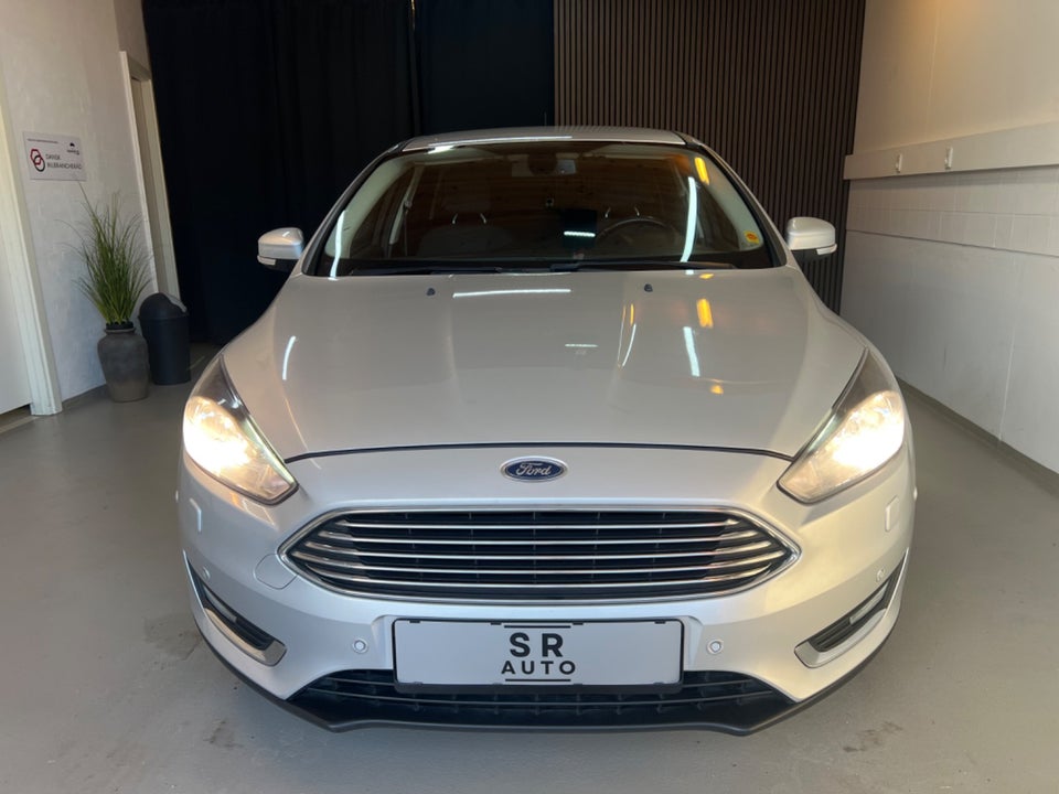 Ford Focus 1,0 SCTi 125 Titanium stc. 5d