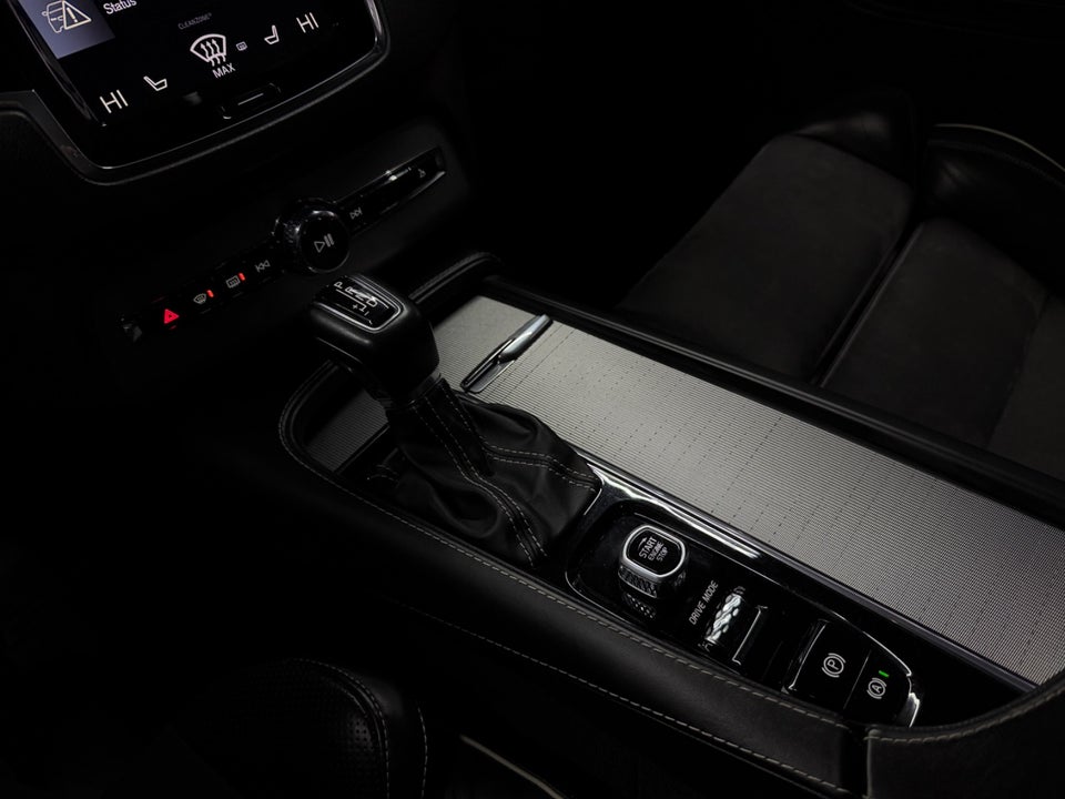 Volvo XC90 2,0 T6 326 R-Design Polestar aut. AWD 7prs 5d