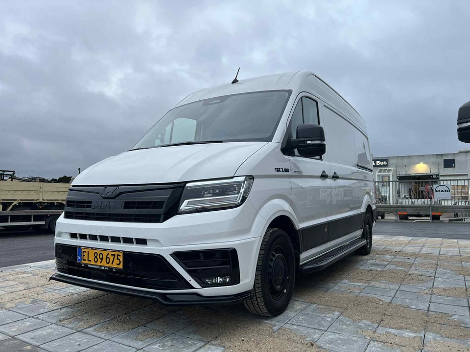 MAN TGE 2,0 3.180 Kassevogn L3H3 aut. FWD