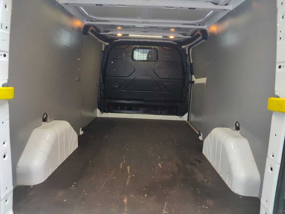 Ford Transit Custom 310L 2,2 TDCi 125 Trend Van 5d