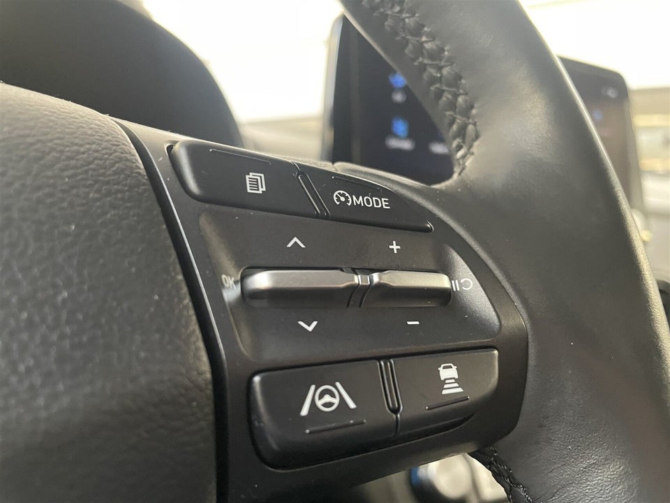 Hyundai Kona 64 EV Advanced 5d