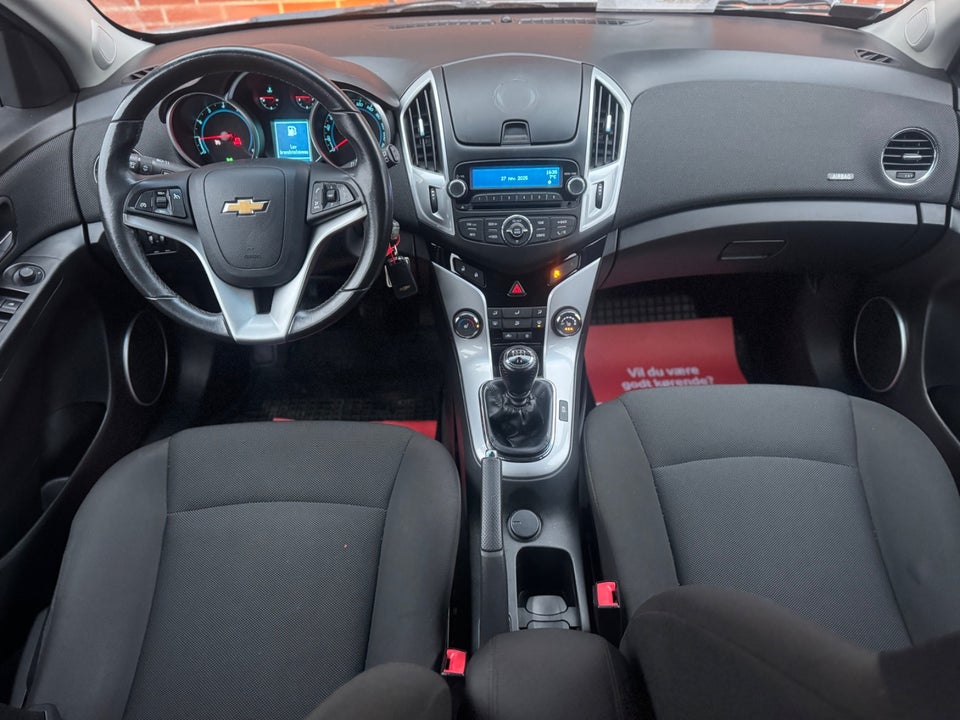 Chevrolet Cruze 1,8 LT 5d