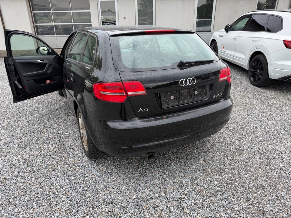 Audi A3 2,0 TDi Ambiente Sportback quattro Van 5d
