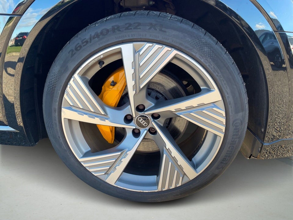 Audi e-tron 55 Black Edition S-line quattro 5d