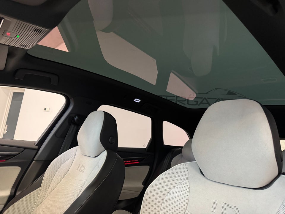 VW ID.7 77 Style+ Tourer 5d