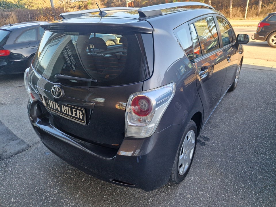 Toyota Verso 1,6 T1 7prs 5d