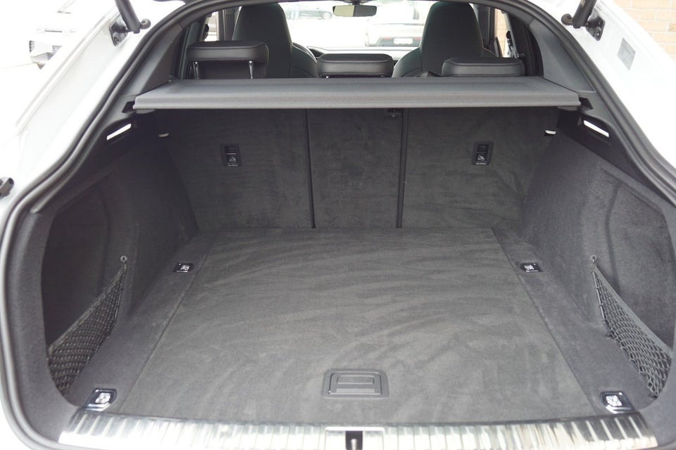 Audi e-tron 55 S-line Sportback quattro 5d