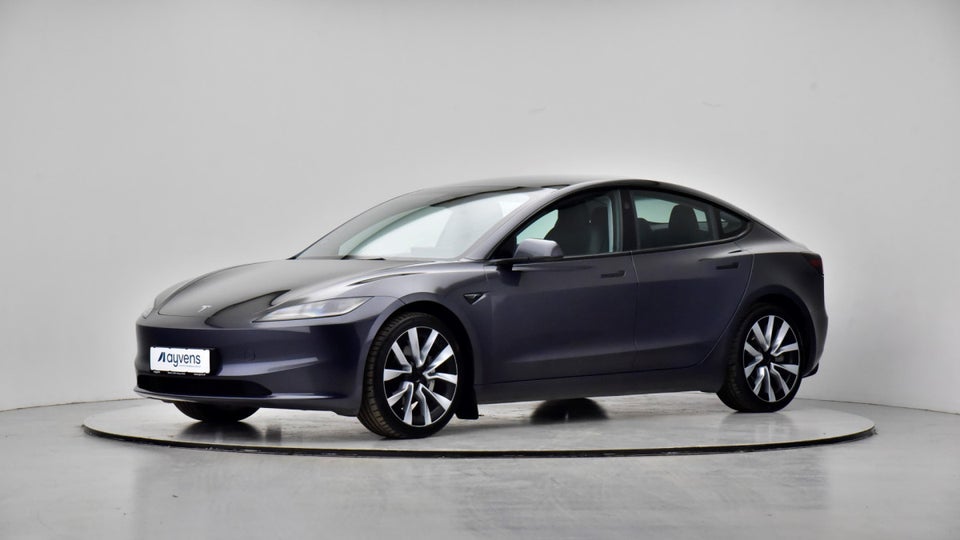 Tesla Model 3 Long Range AWD 4d