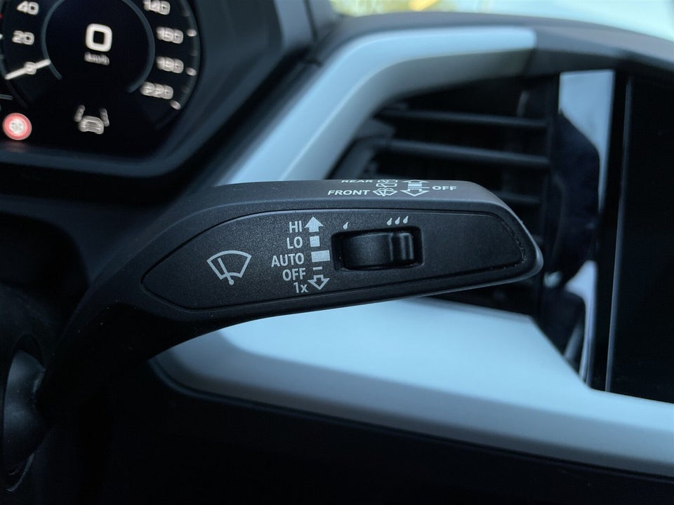 Audi Q4 e-tron 40 Attitude 5d