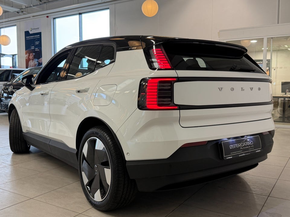 Volvo EX30 Extended Range Ultra 5d