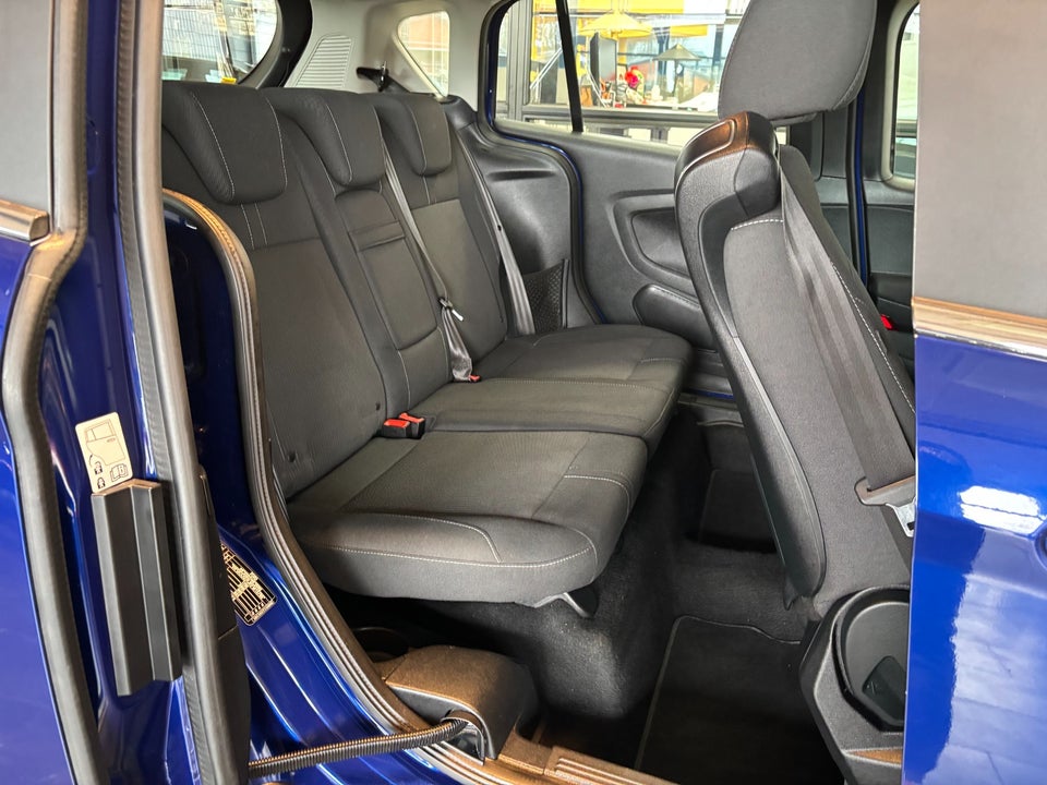 Ford B-MAX 1,0 SCTi 125 Titanium 5d