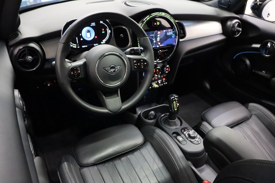 MINI Cooper SE Edition Premium Plus 3d