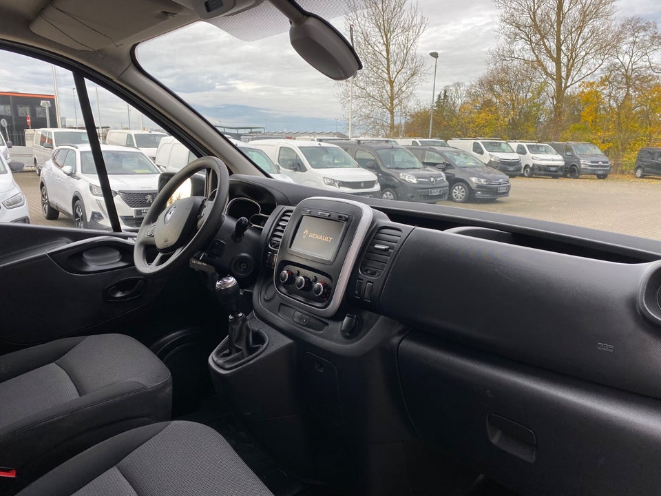 Renault Trafic T29 2,0 dCi 120 L2H1