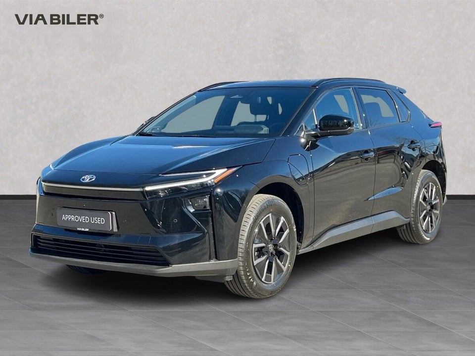 Toyota bZ4X 73 Executive 5d