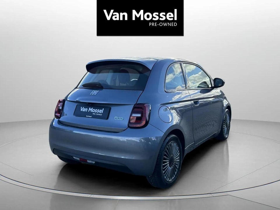 Fiat 500e 42 Icon 3d