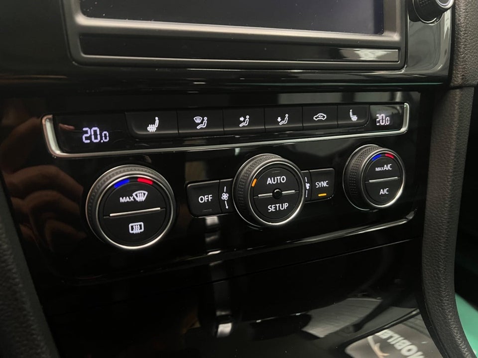 VW Golf VII 1,4 TSi 140 Highline DSG BMT 5d