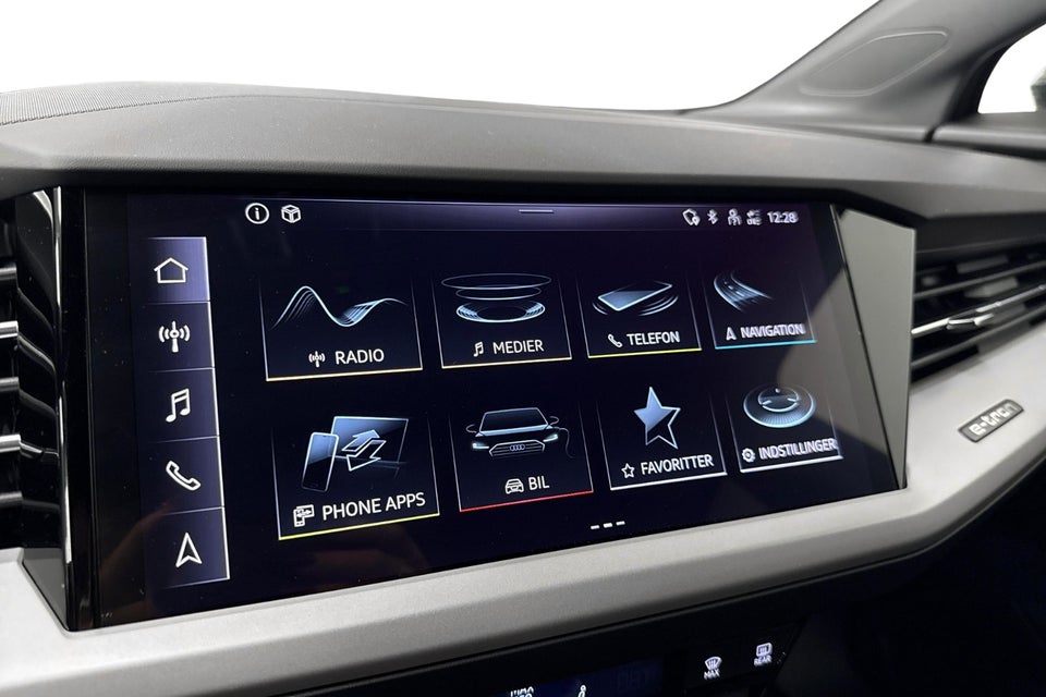 Audi Q4 e-tron 45 Progress 5d