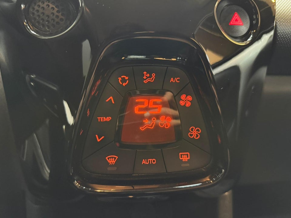 Citroën C1 1,0 VTi Feel 5d