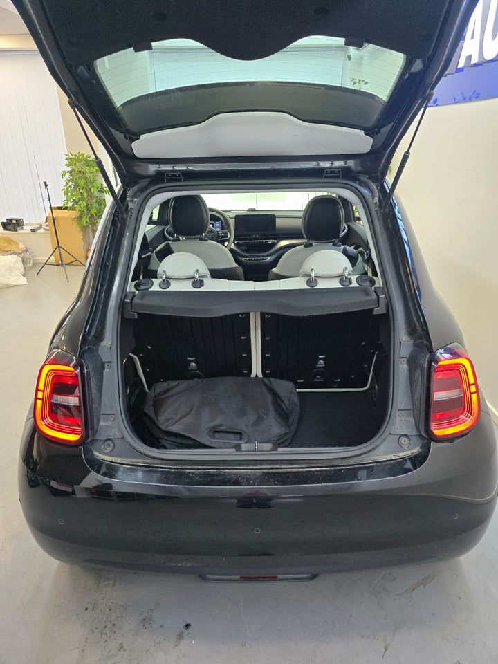 Fiat 500e 42 la Prima 3d