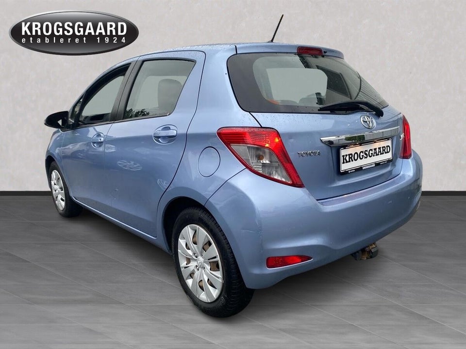 Toyota Yaris 1,3 VVT-i T2 5d