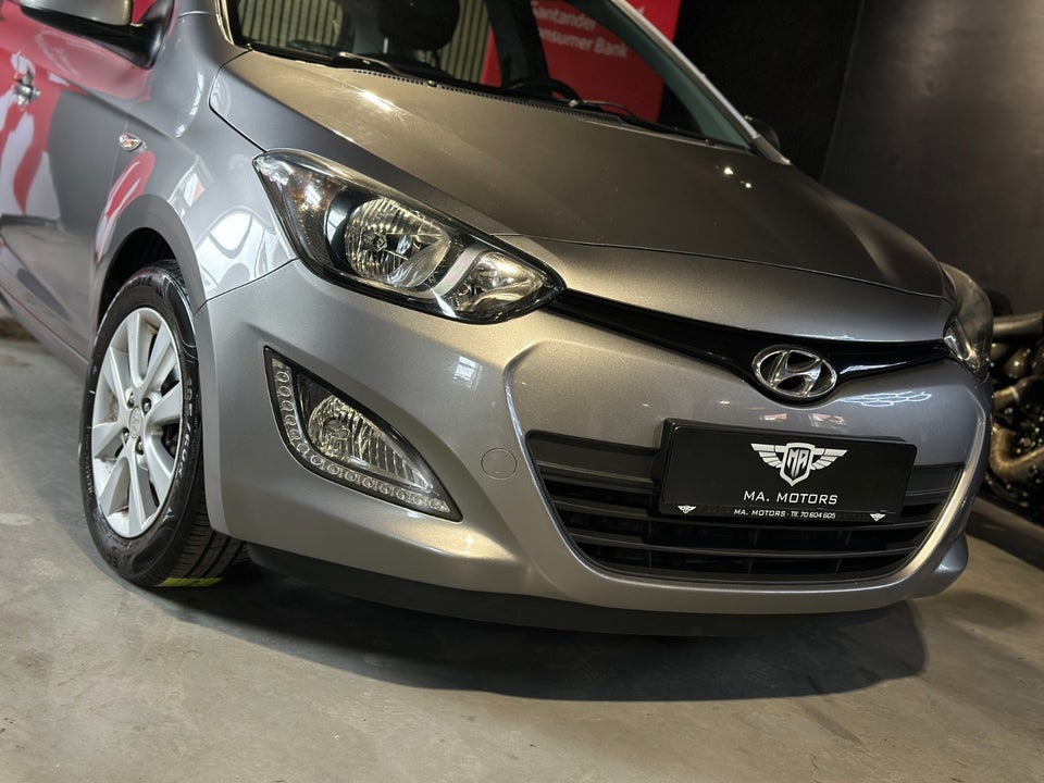 Hyundai i20 1,25 Classic XTR 5d