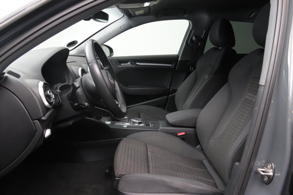 Audi A3 40 TFSi e Sport Sportback S-tr. 5d
