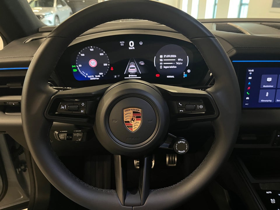 Porsche Macan 4 5d