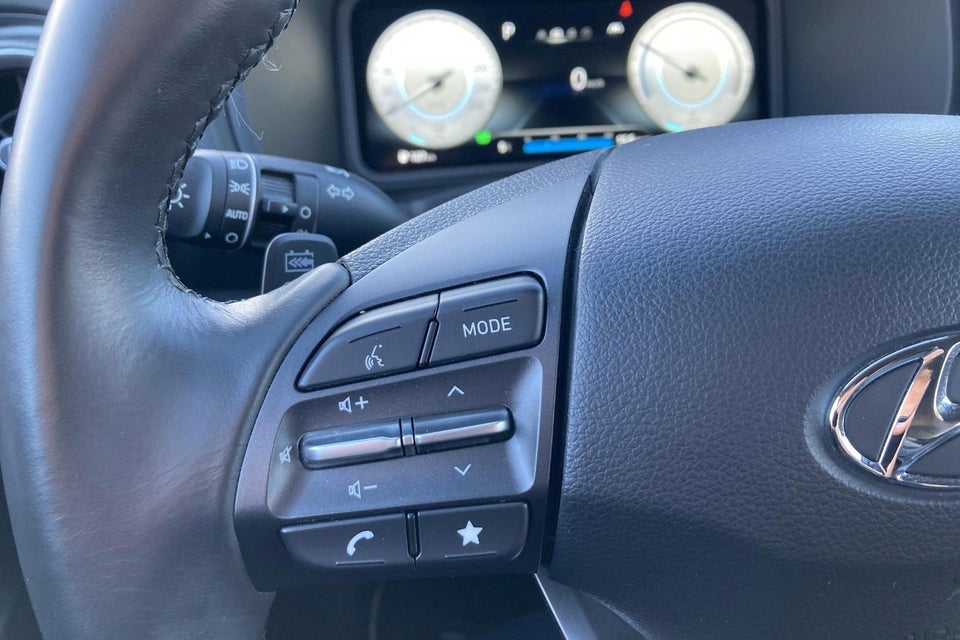 Hyundai Kona 64 EV Essential 5d