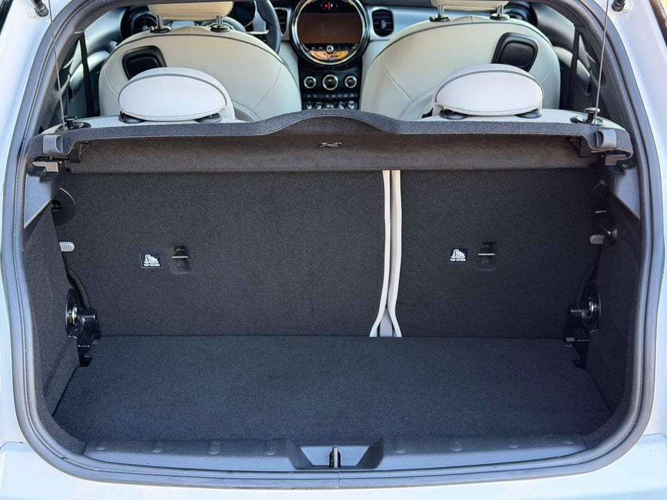 MINI Cooper SE Maximise 3d