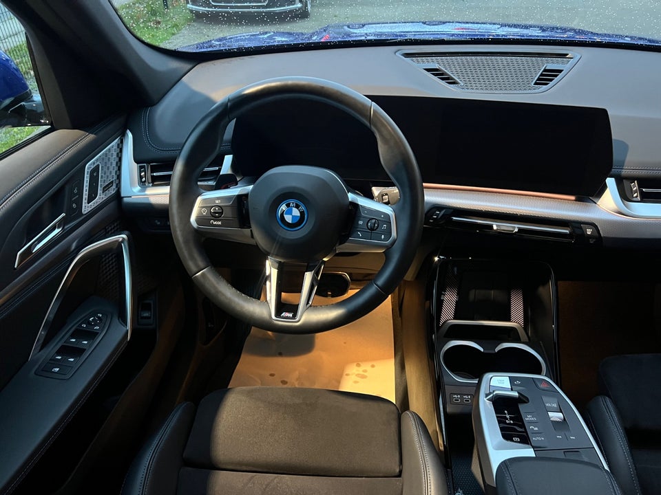 BMW iX1 xDrive30 M-Sport Premium 5d