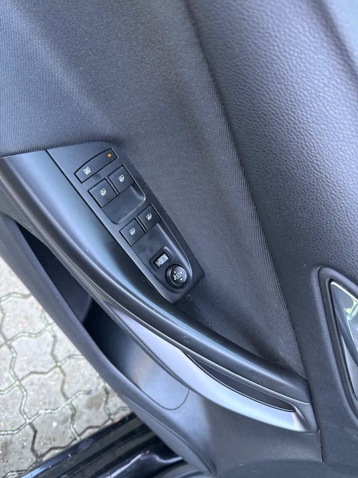 Opel Astra 1,4 T 125 Enjoy Sports Tourer 5d