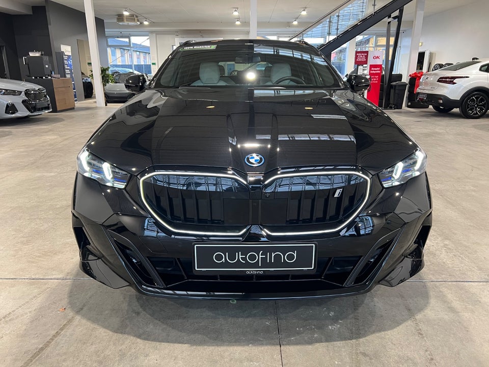 BMW i5 xDrive40 Touring M-Sport 5d