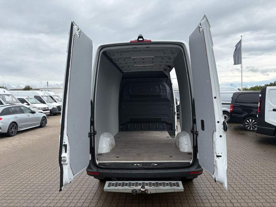 Mercedes Sprinter 317 2,0 CDi A2 Kassevogn aut. RWD