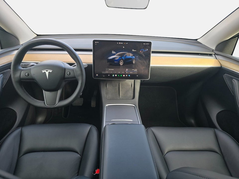 Tesla Model Y RWD 5d