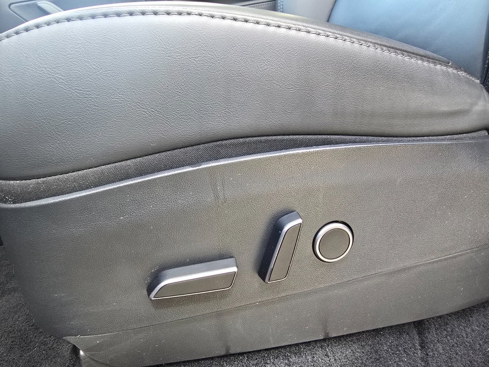Tesla Model Y RWD 5d