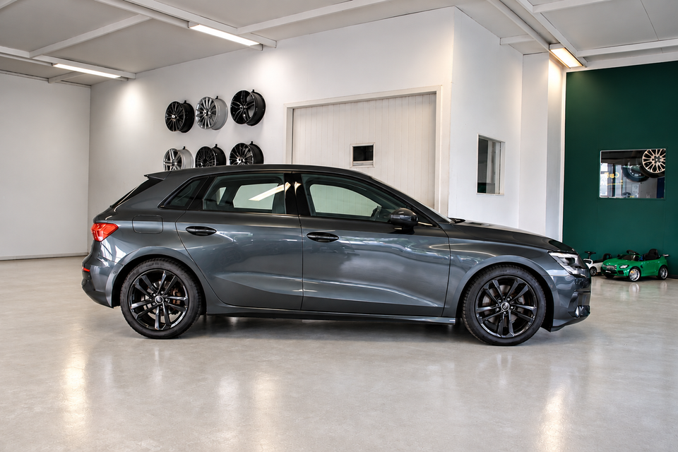 Audi A3 40 TFSi e Sportback S-tr. 5d