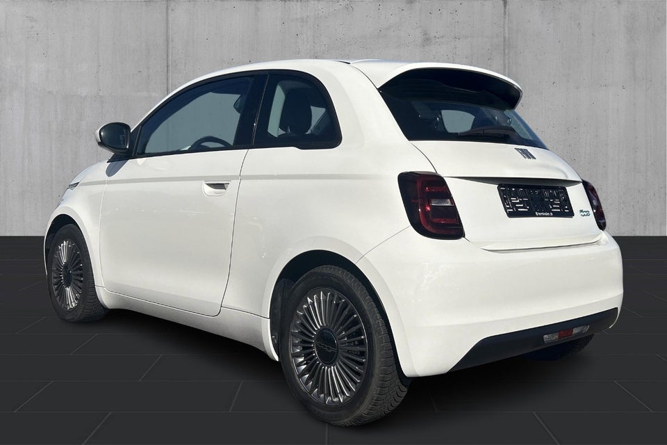 Fiat 500e 42 Icon 3d