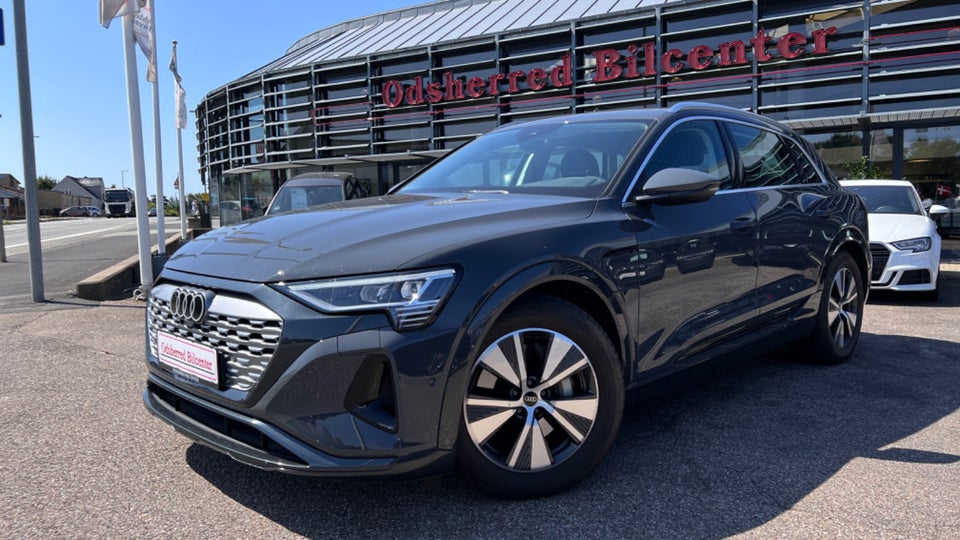 Audi Q8 e-tron 55 Prestige quattro 5d