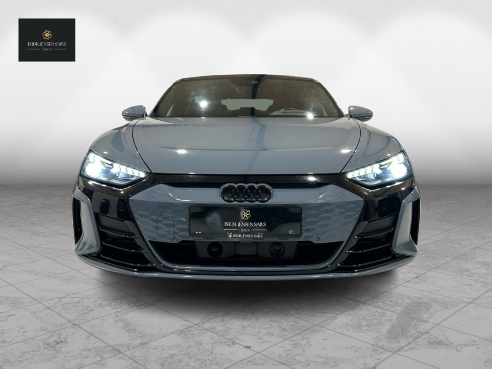 Audi e-tron GT quattro 4d