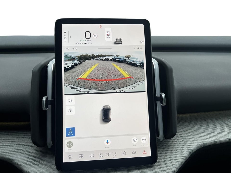 Volvo EX30 Extended Range Plus 5d