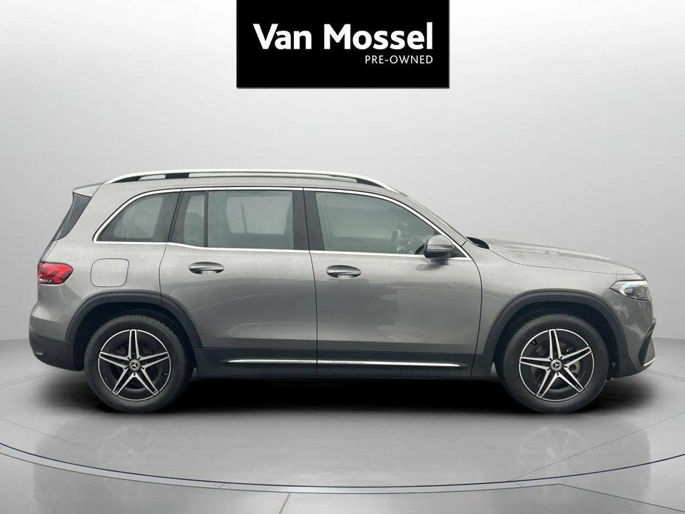 Mercedes EQB250 AMG Line 5d