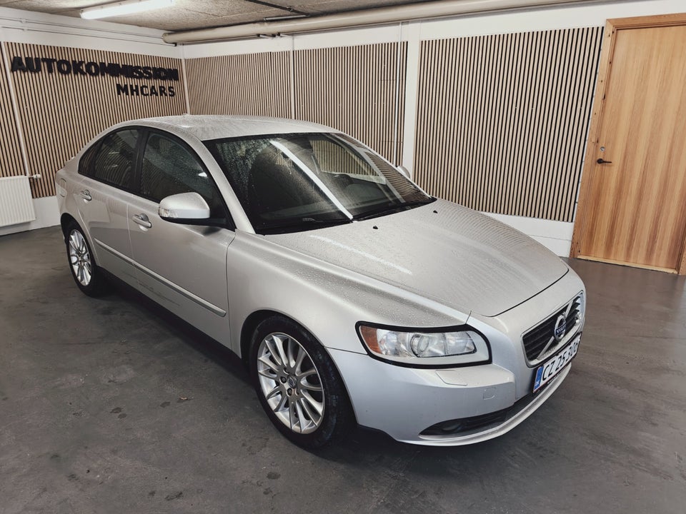 Volvo S40 1,6 D2 115 4d