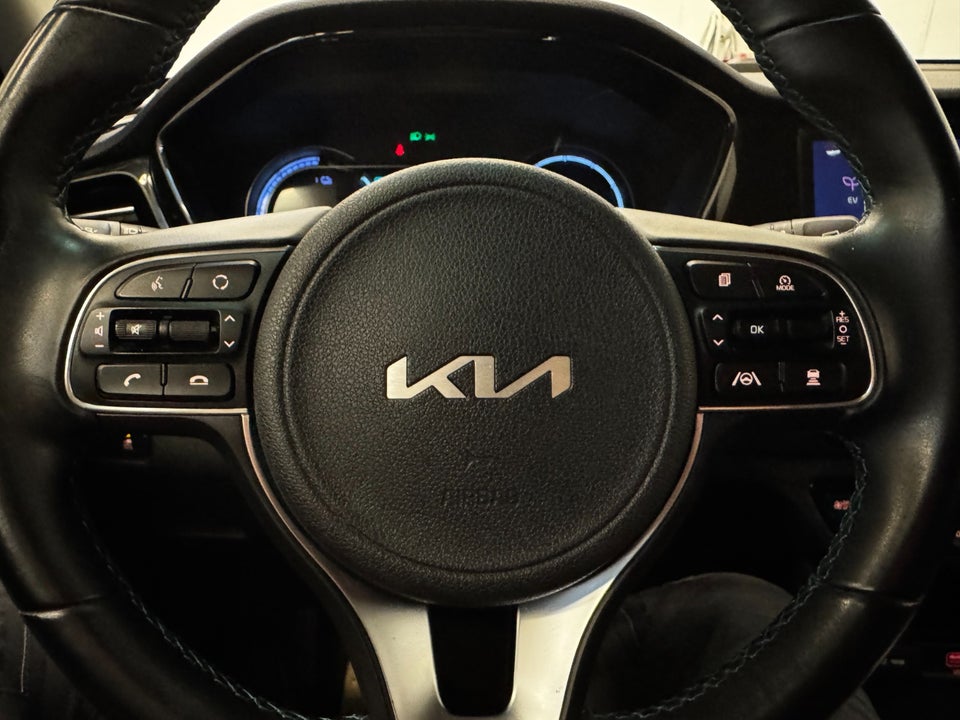 Kia Niro 64 EV Prestige 5d