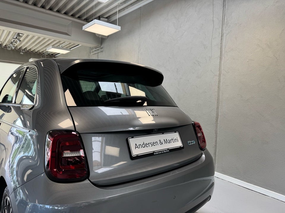 Fiat 500e 42 la Prima by Bocelli 3d